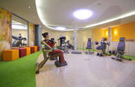 Fitnessraum im Landhotel Geyer im Altmühltal, Bayern (Unser freundlicher Fitnessraum mit modernen Geräten im Landhotel Geyer im Altmühltal.)