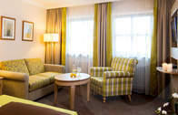 Komfortable Suiten 4-Sterne Hotel Churfürstenhof in Bad Birnbach (Komfortable Suiten erwarten Sie im 4-Sterne Hotel Churfürstenhof in Bad Birnbach.)